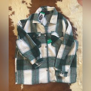 Women’s Green Plaid Shirt Jacket — Cozy fleece Shacket — Utility Plaid coat